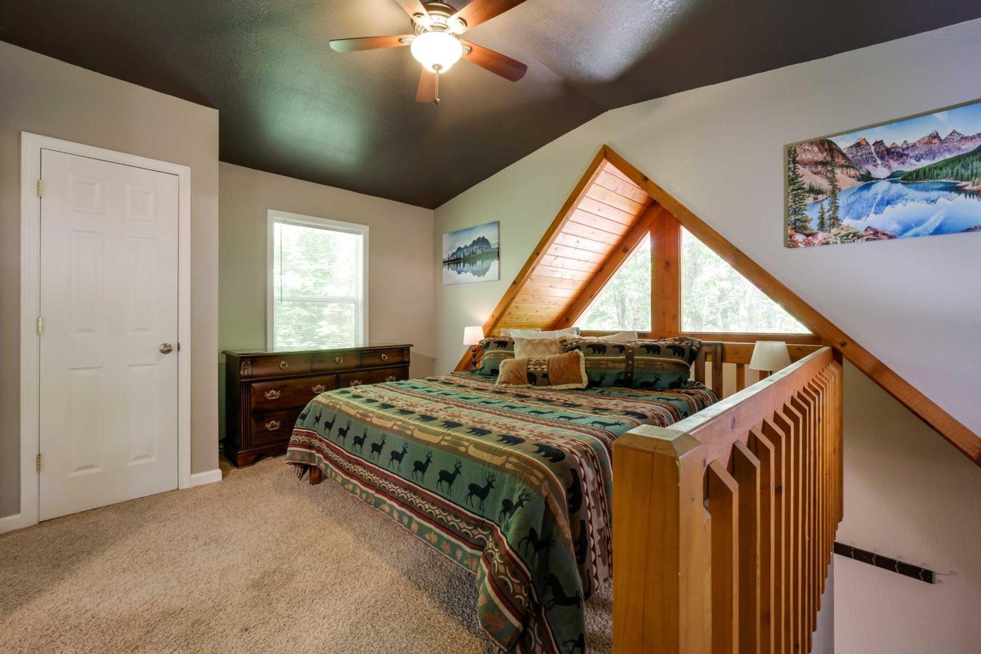 Cozy Whittier Cabin And Yard And Hot Tub, Pets Welcome 外观 照片