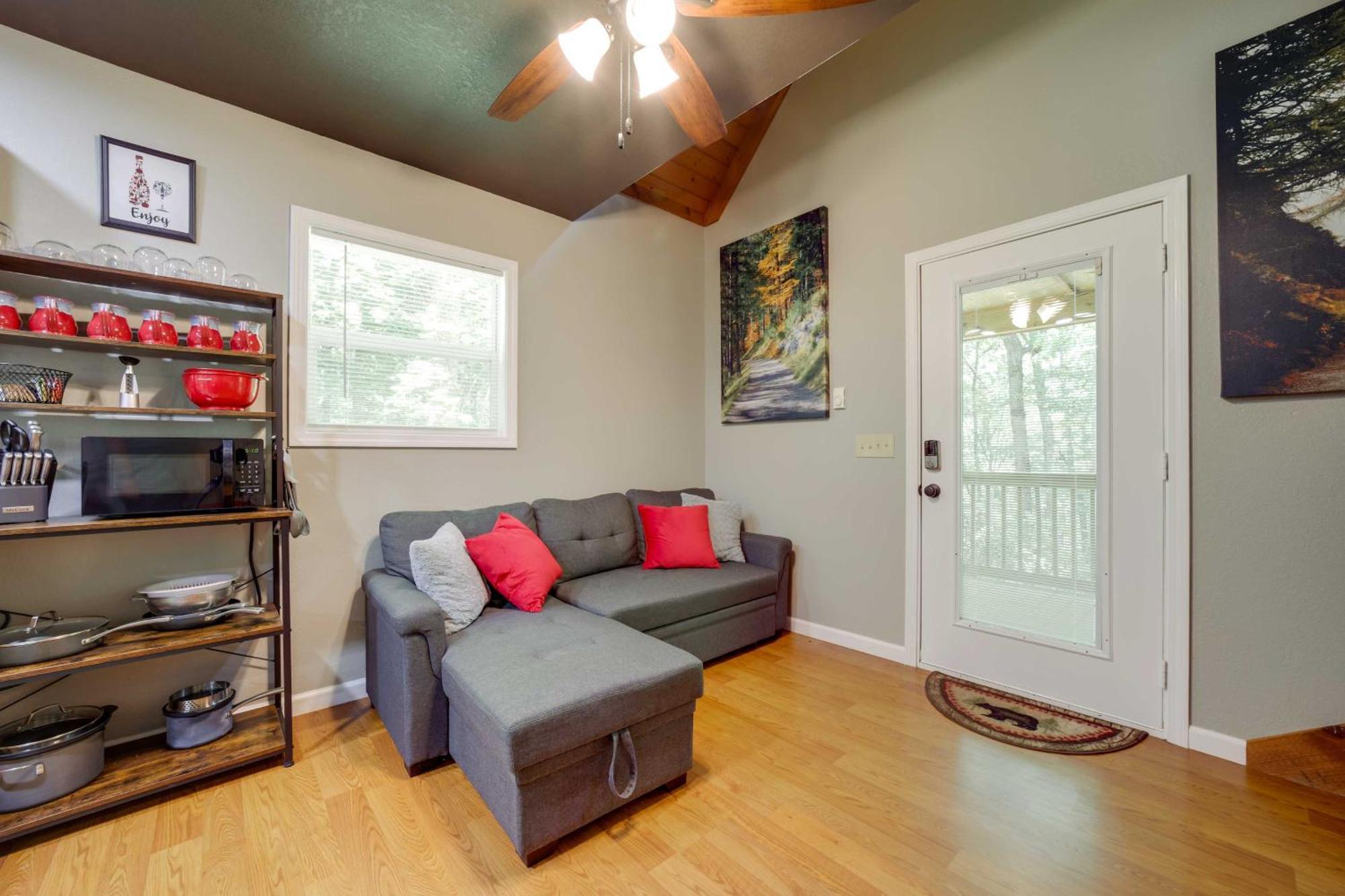 Cozy Whittier Cabin And Yard And Hot Tub, Pets Welcome 外观 照片