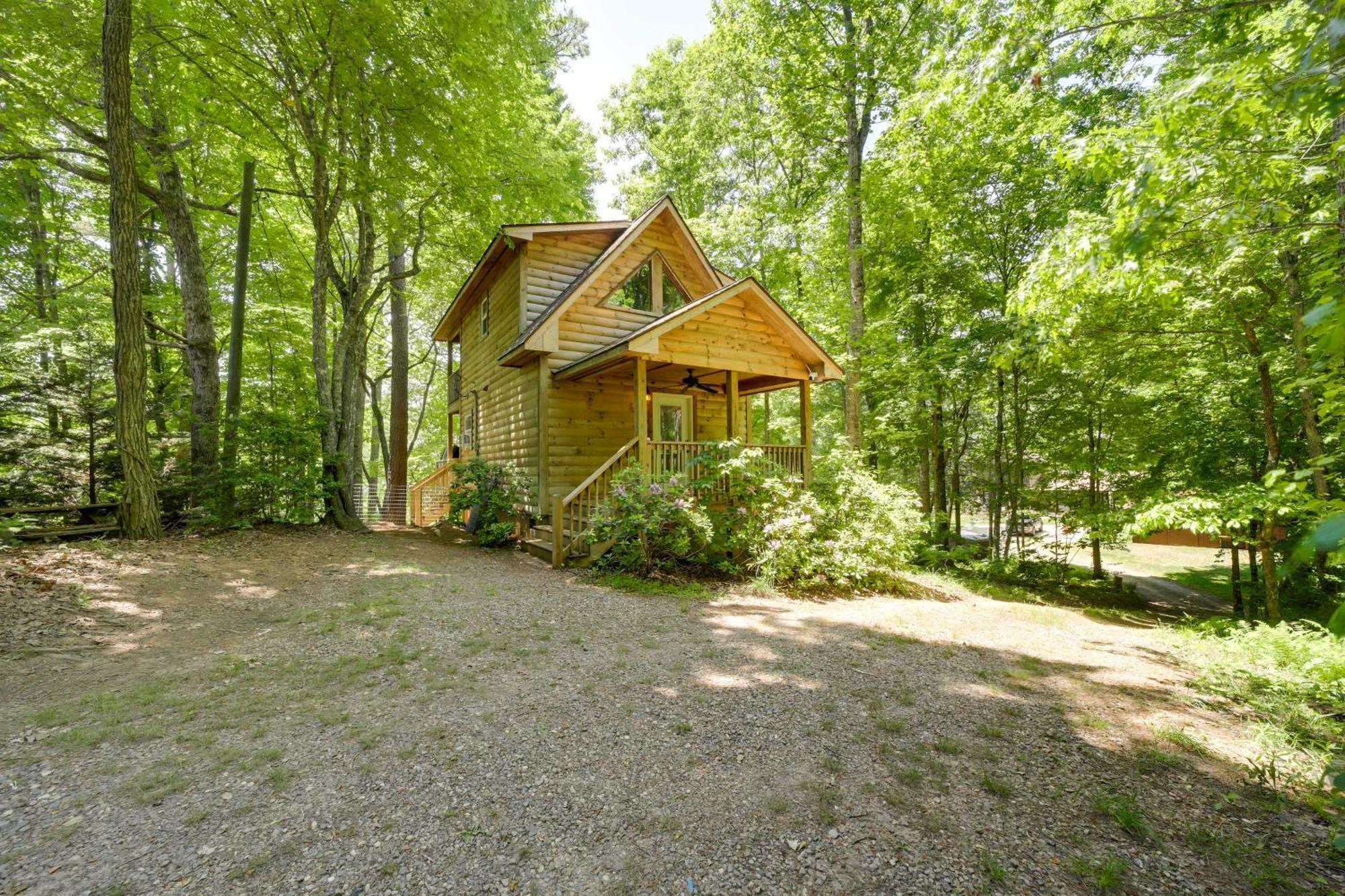 Cozy Whittier Cabin And Yard And Hot Tub, Pets Welcome 外观 照片